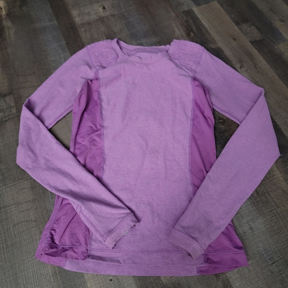 lululemon athletica Tops - Lululemon Run Resolution Long Sleeve size 6